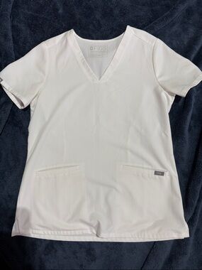 Figs Women's Optic White V-Neck Scrub Top - 2 Pocket